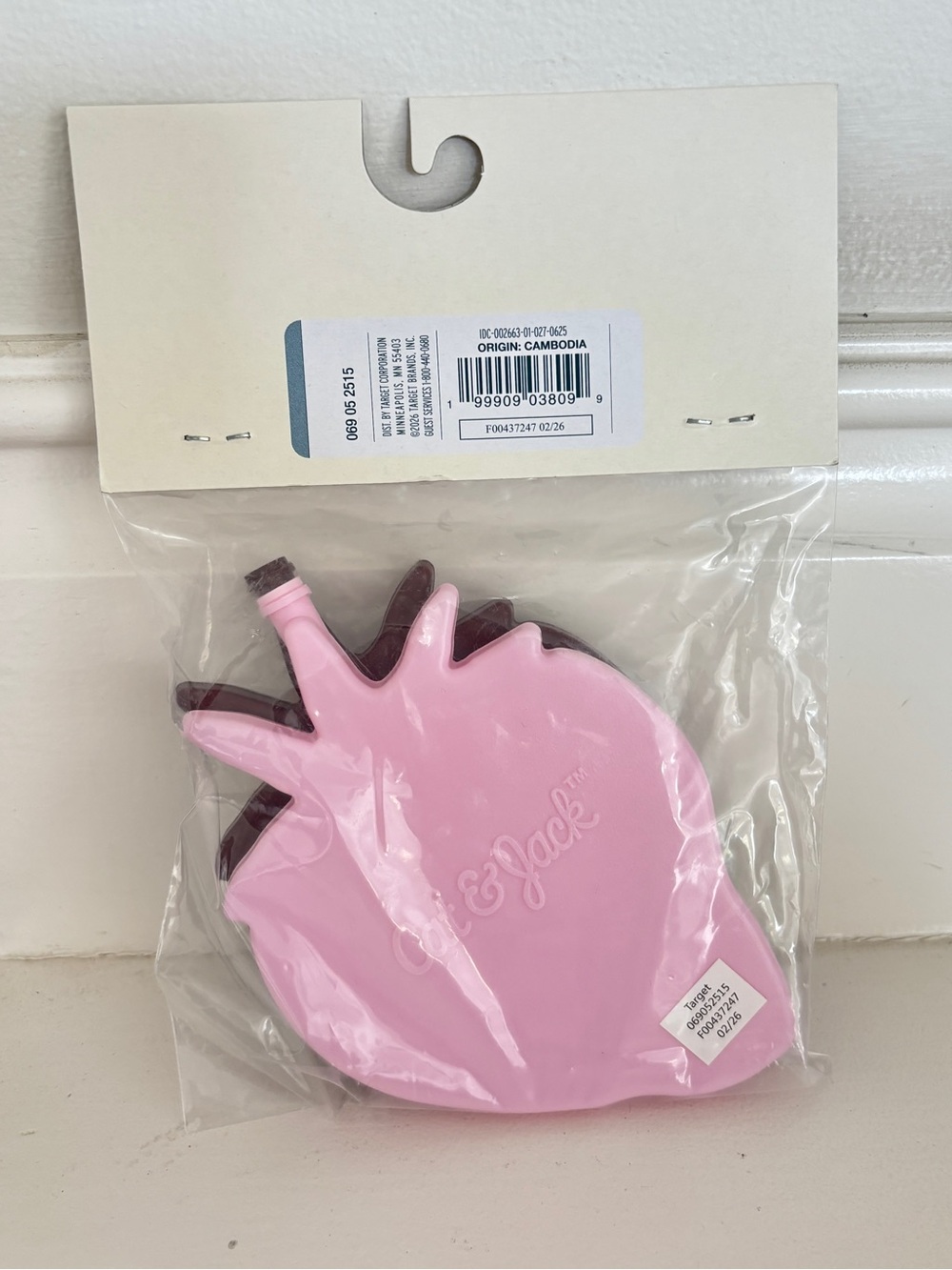 Lunchbox Ice Packs - Dinosaurs or Strawberries - Picture 8 of 13